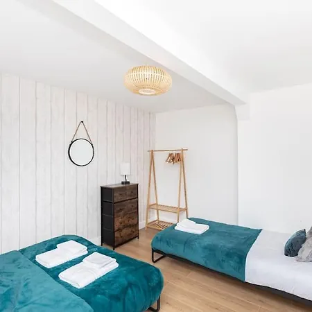 Sleeps 6 The Lovely Lymington Lock Off Exterior photo