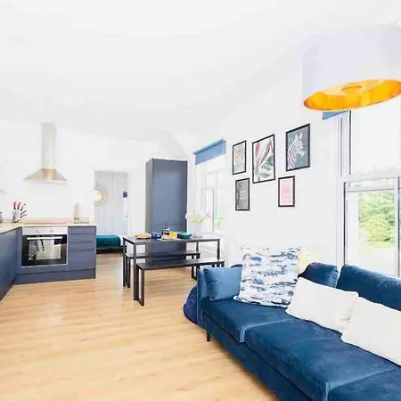 Sleeps 6 The Lovely Lymington Lock Off Exterior photo