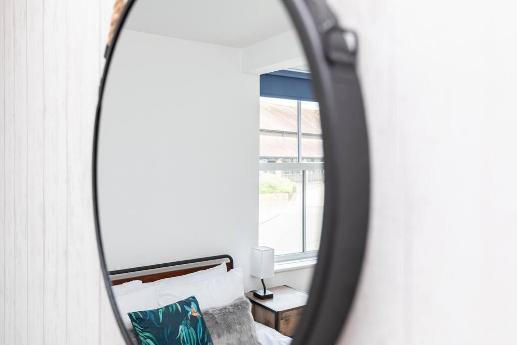 Sleeps 6 The Lovely Lock Off Apartment